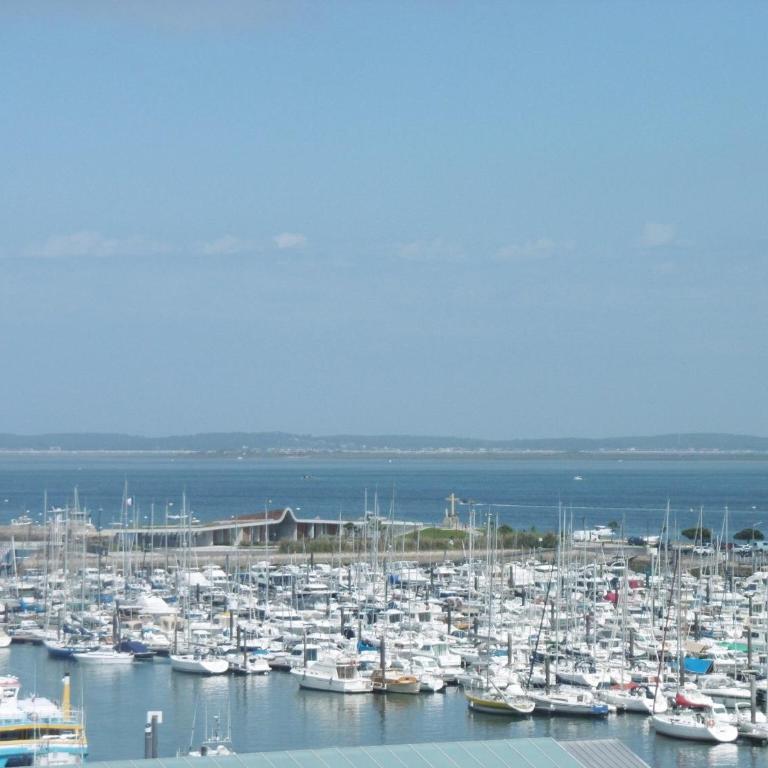 Studio rénové avec clim et wifi au port de l'Aiguillon pour 2 - FR-1-474-214 - Appartement - 8