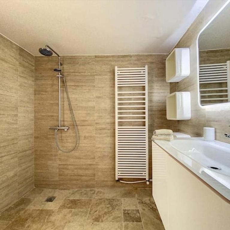 Charming Villa with stunning sea views - Villa - 53