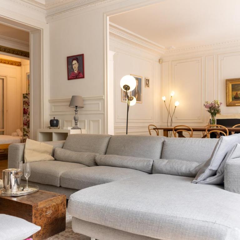Luxurious 4 Bedroom Apartment next to The Eiffel Tower - Appartement - 9