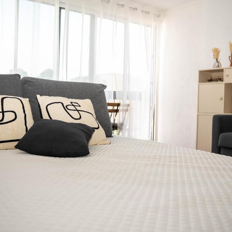 Appartement Saint Cyprien Plage Classé 2 étoiles - 4 personnes - Apartment with Balcony - 8