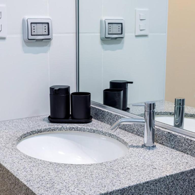 BSR Flat los Andes near Airport - Apartment - 4