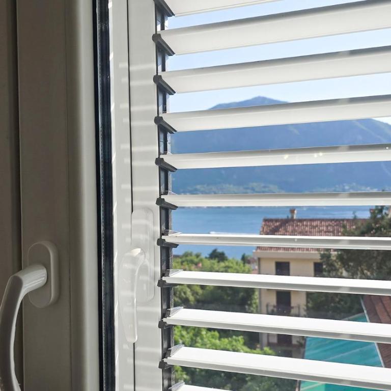 Apartments Zora, Sea View Balcony, Free Parking in Dobrota Kotor - Two-Bedroom Apartment - 38