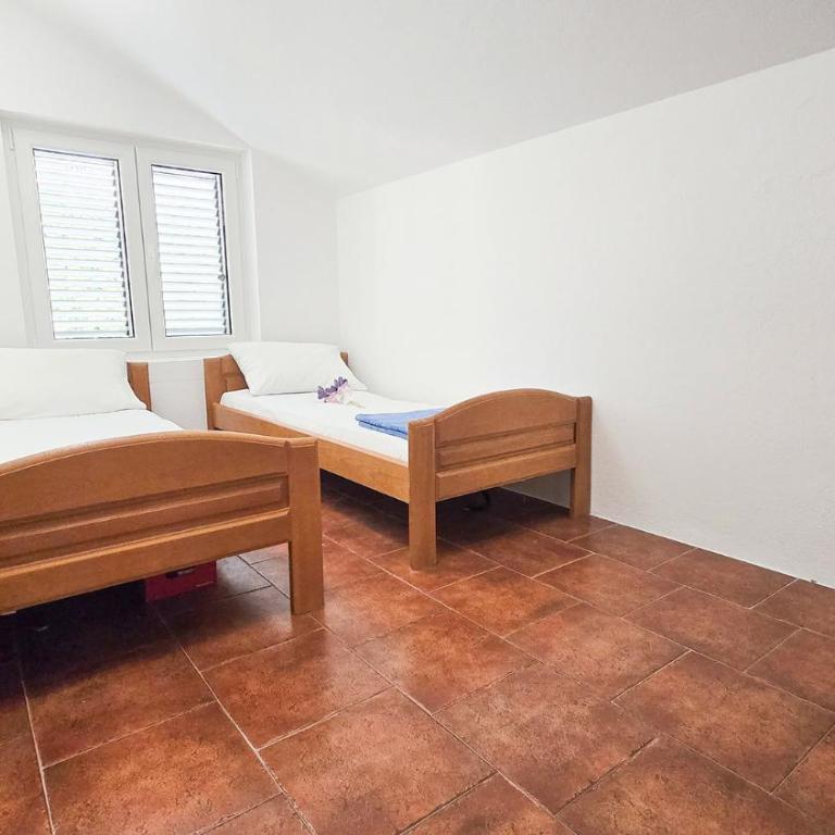 Apartments Zora, Sea View Balcony, Free Parking in Dobrota Kotor - Two-Bedroom Apartment - 60