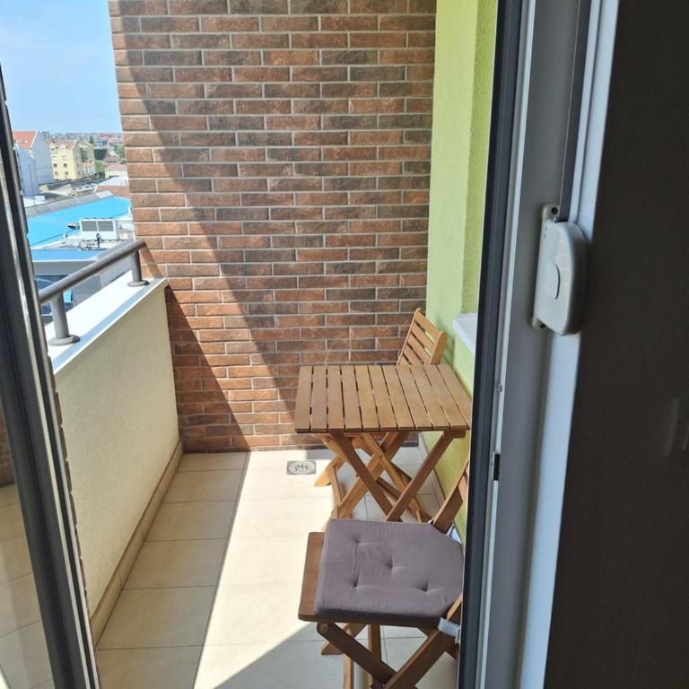 Izdajem stan 61m2 za Exit Festival,Novi Sad - Apartman sa 2 Spavaće Sobe - 4