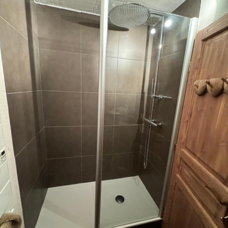 Appartement Ski aux pieds 3 ch balcon vue pistes et place parking - Appartamento con 3 Camere da Letto e con Balcone - 21