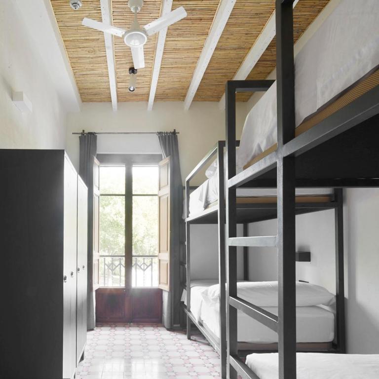 The Boc Hostels - Palma - Cama en habitación compartida femenina de 4 camas - 1