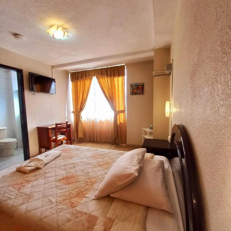 Royal Ruiz - Single Room - 7