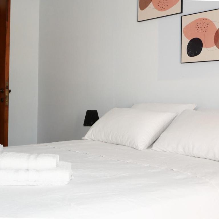 Yuna Rent - Appartamento Maria Luisa - Three-Bedroom Apartment - 21
