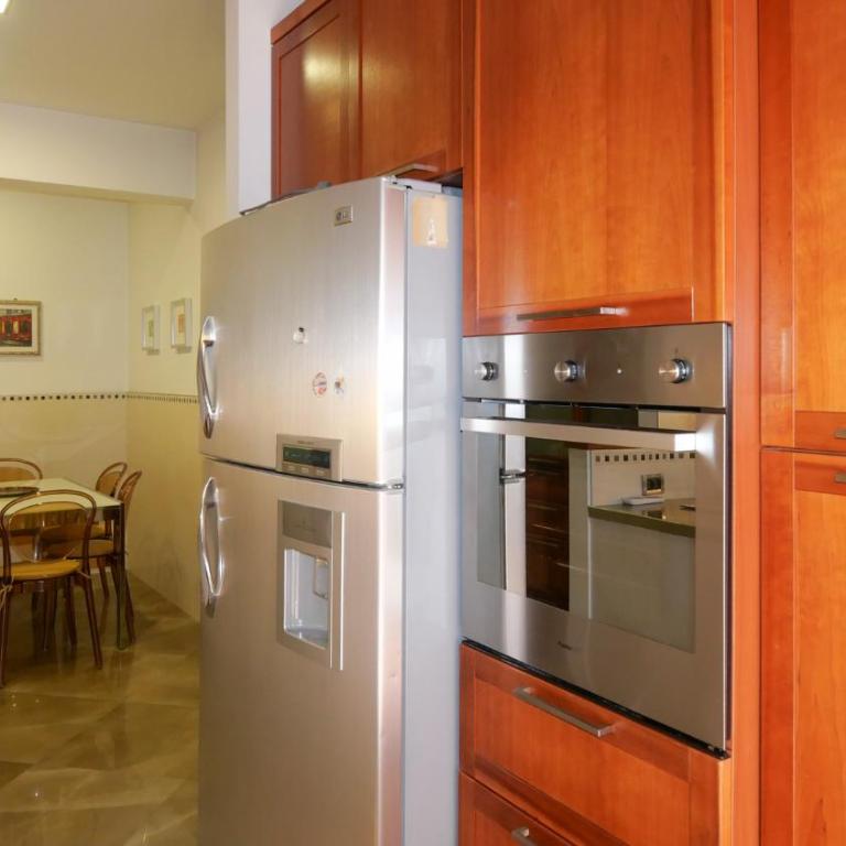 Yuna Rent - Appartamento Maria Luisa - Three-Bedroom Apartment - 26