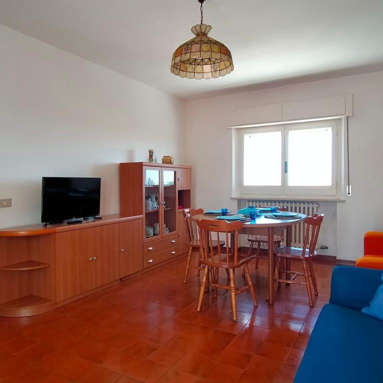 ATTICO TRILOCALE A DUE PASSI DAL MARE E DAL CENTRO cod 501 - Two-Bedroom Apartment - 3