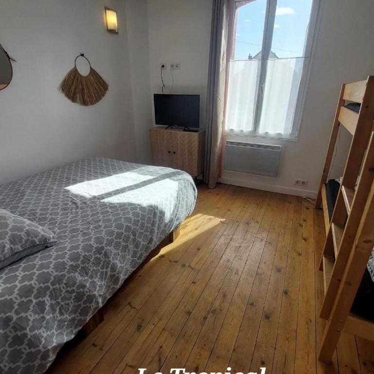 Les Belles Terrasses Dieppe ,3 appartements , LE VEGETAL de 1 à 8 personnes , LE TROPICAL de 1 à 6 personnes , LE FLORAL avec TERRASSE de 1 à 3 personnes , quartier calme au stationnement gratuit à coté de l'avenue verte - Appartement 1 Chambre - 4