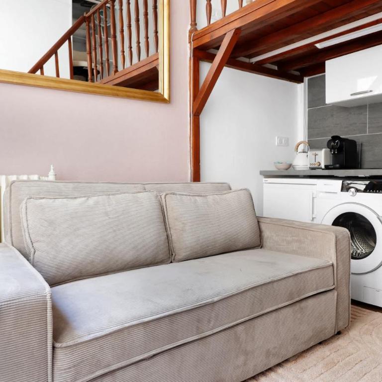 BM-Appartement Design en Duplex Champs-Elysees - Apartment - 2