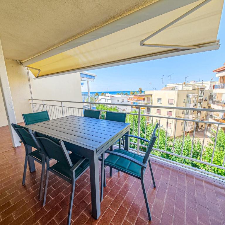 LITORAL COSTA DORADA - CORAL Only families - Apartamento de 3 dormitorios - 35