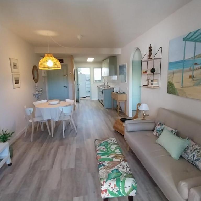 Villa Lucrecia - Two-Bedroom Apartment - 12