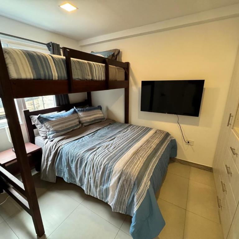 Casa familiar para estrenar! 10 mins de la playa - One-Bedroom Villa - 19