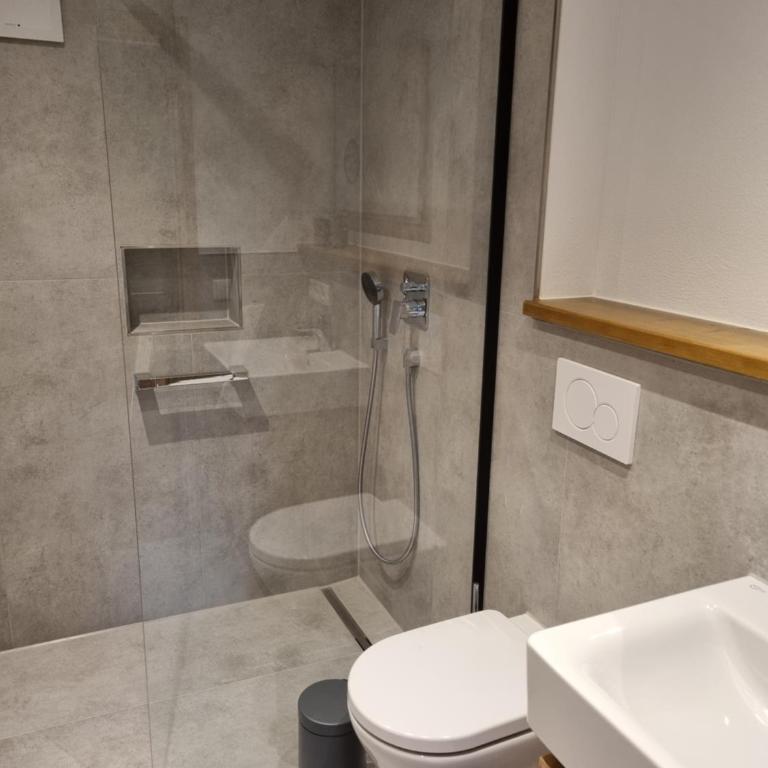Landhaus Poppler mit Aufzug - Apartment mit 3 Schlafzimmern und Aussicht - 16