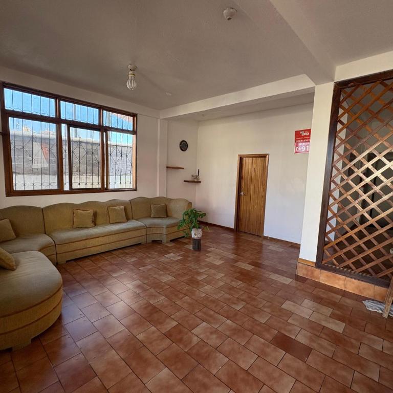 El Paraiso - Single Room with Private Bathroom - 8