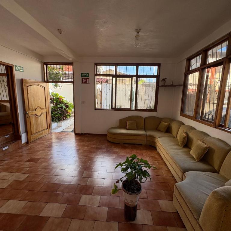 El Paraiso - Single Room with Private Bathroom - 9