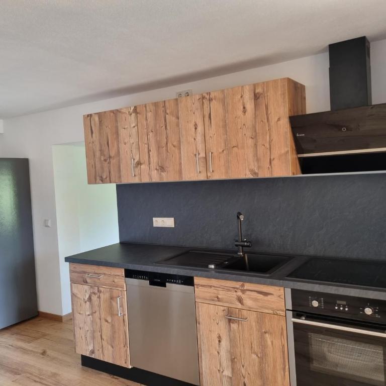 Landhaus Poppler mit Aufzug - Apartment mit 3 Schlafzimmern und Aussicht - 3