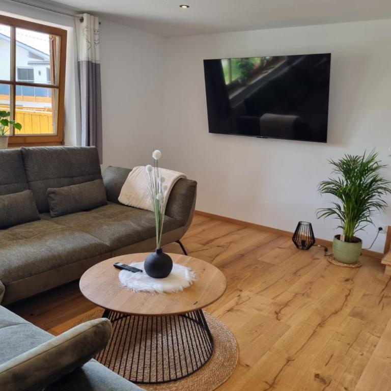Landhaus Poppler mit Aufzug - Apartment mit 3 Schlafzimmern und Aussicht - 9
