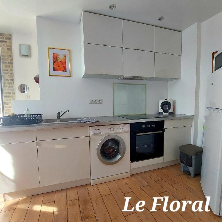 Les Belles Terrasses Dieppe ,3 appartements , LE VEGETAL de 1 à 8 personnes , LE TROPICAL de 1 à 6 personnes , LE FLORAL avec TERRASSE de 1 à 3 personnes , quartier calme au stationnement gratuit à coté de l'avenue verte - Appartement avec Terrasse - 8
