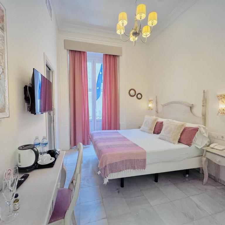 Hotel Boutique Las Cortes De Cádiz - Habitación Doble con balcón - 1 o 2 camas - 4