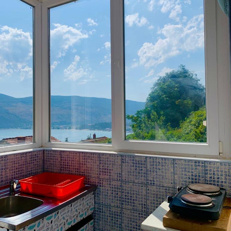 Apartments Maya - Double Room with Garden View - 9