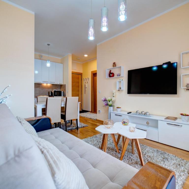 Vila Elsa 1 - One-Bedroom Apartment - 11