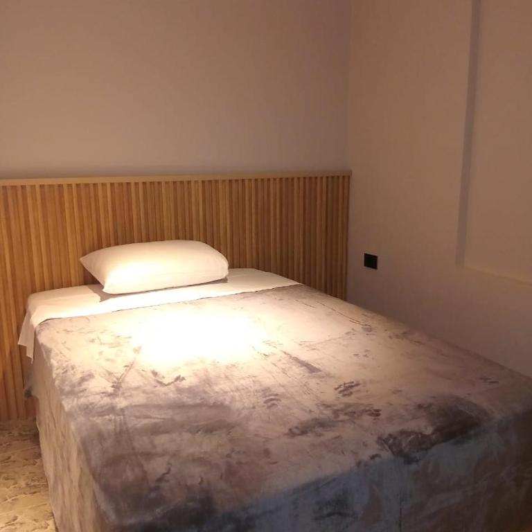 Hotel Cafe Boutique - Deluxe Room - 3