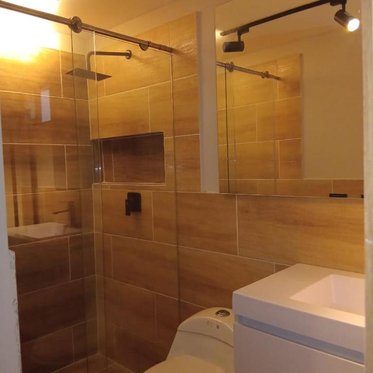 Hotel Cafe Boutique - Deluxe Room - 4