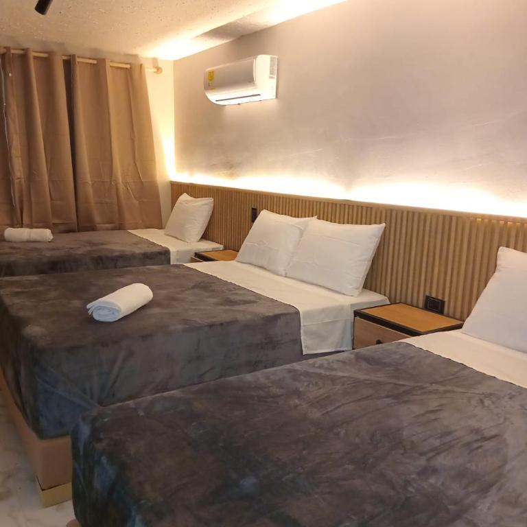 Hotel Cafe Boutique - Deluxe Triple Room - 4