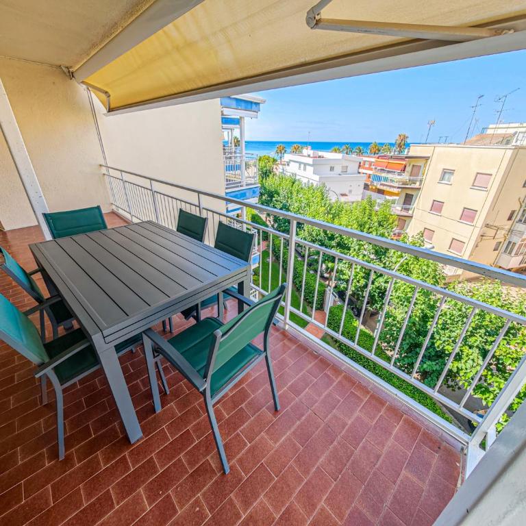 LITORAL COSTA DORADA - CORAL Only families - Apartamento de 3 dormitorios - 38