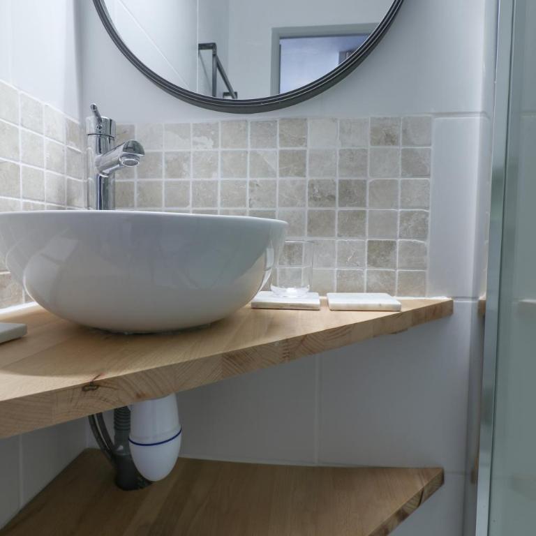 Charma by pom, clim, pkg, piscine - Apartamento de 1 dormitorio - 7