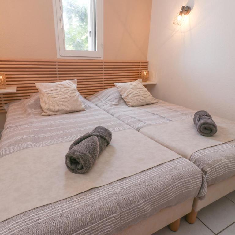 Charma by pom, clim, pkg, piscine - Apartamento de 1 dormitorio - 11