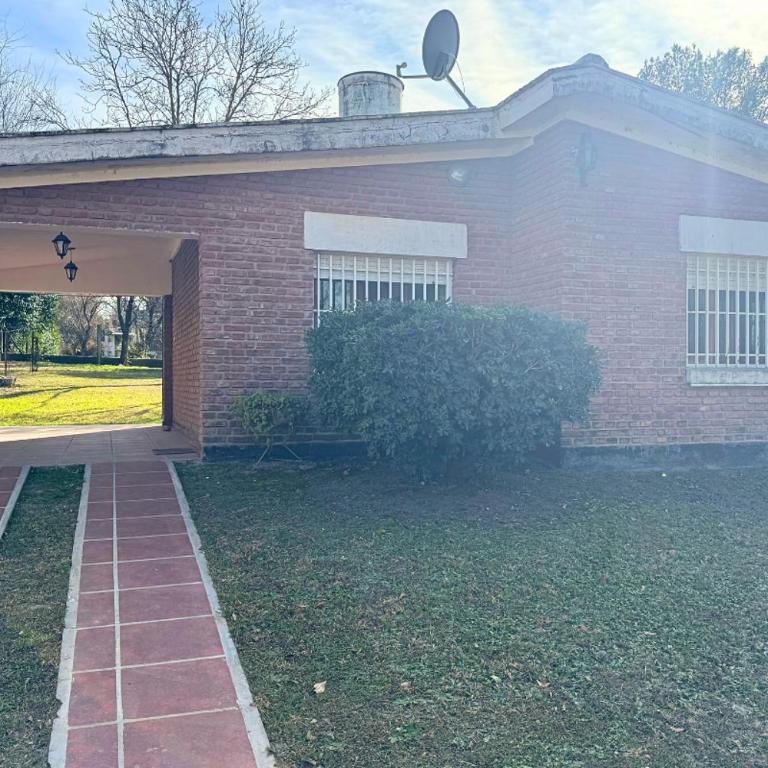Descansá en Cosquín casa con patio y asador - Casa de 3 dormitorios - 15