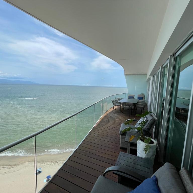 Departamento con Vista a Mar Icon Vallarta Piso 15 - Apartment - 64