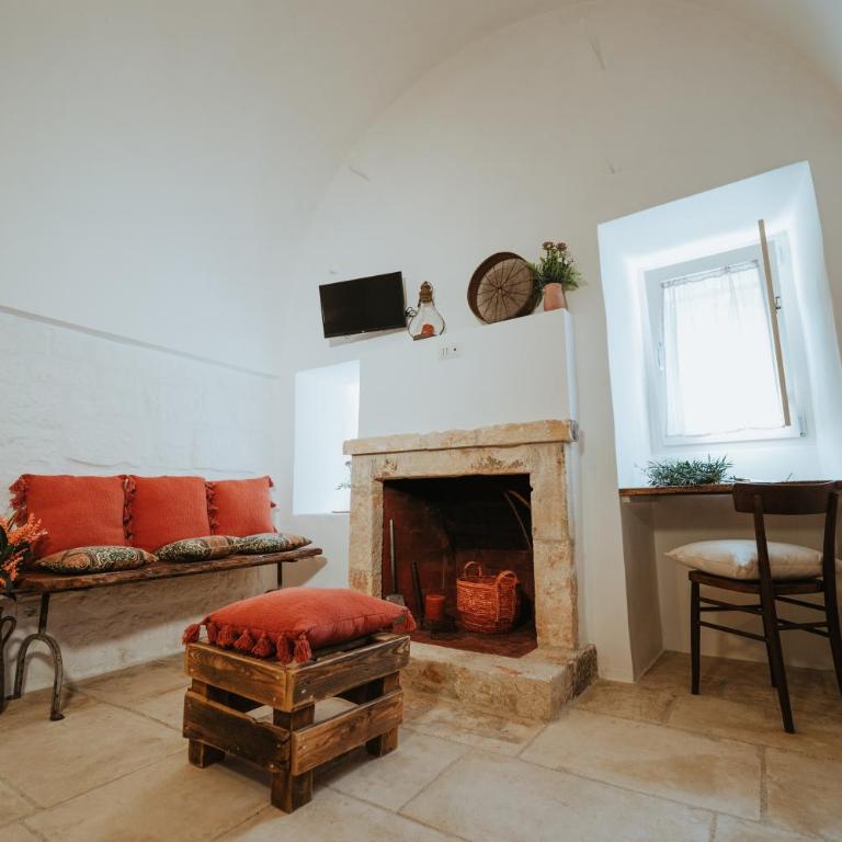 i Trulli di Figazzano - Camera Matrimoniale con Vista Parco - 10