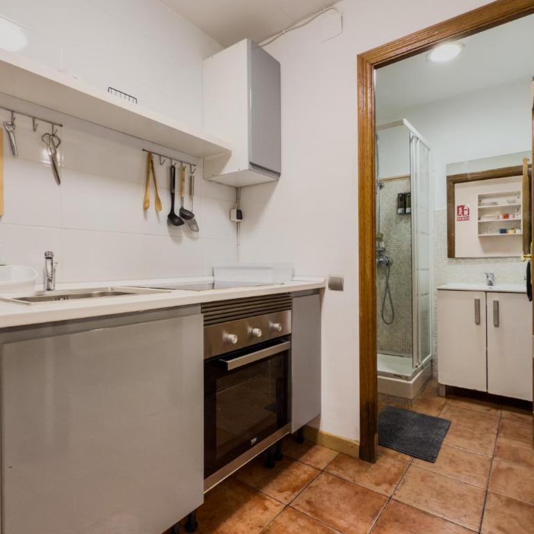 Casa en Barcelona - Three-Bedroom House - 11