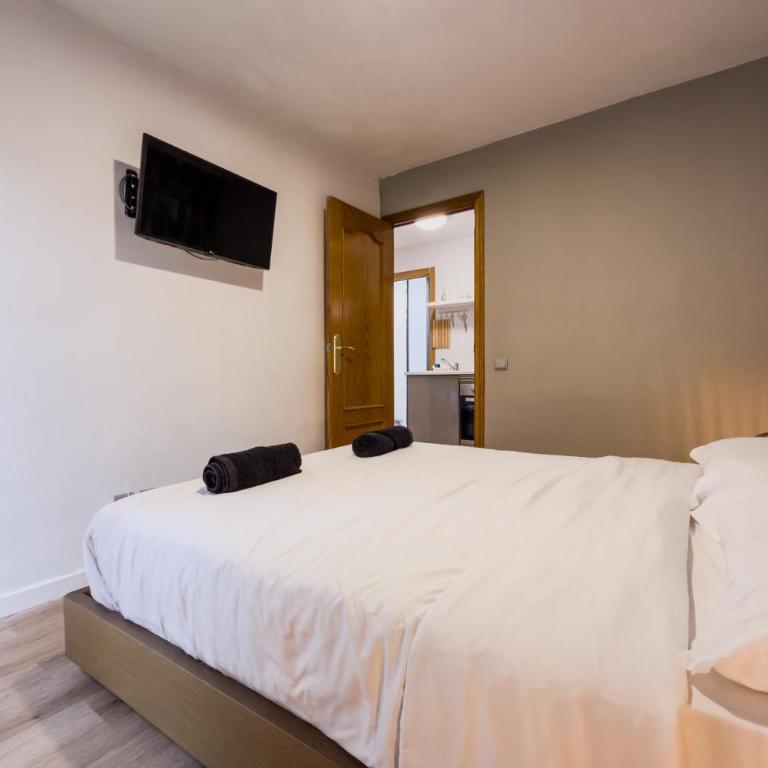 Casa en Barcelona - Three-Bedroom House - 21