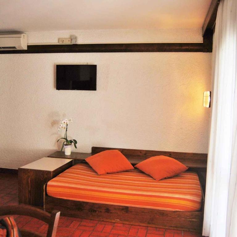 Holiday Village Los Nidos Bungalows and Apartments in Lignano 21694 - Apartment - 1