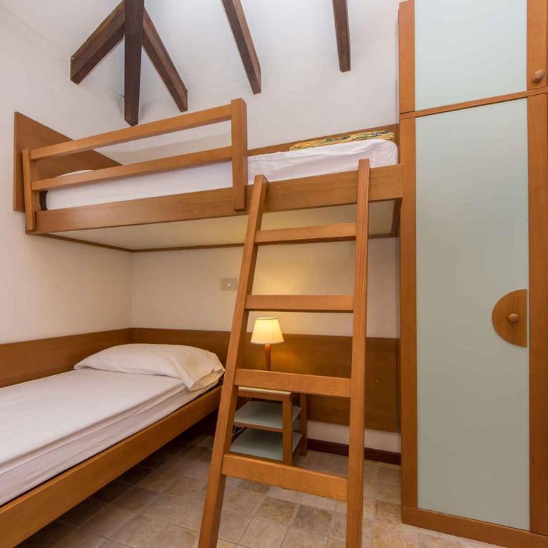 Holiday Village Los Nidos Bungalows and Apartments in Lignano 21694 - Bungalow - 4