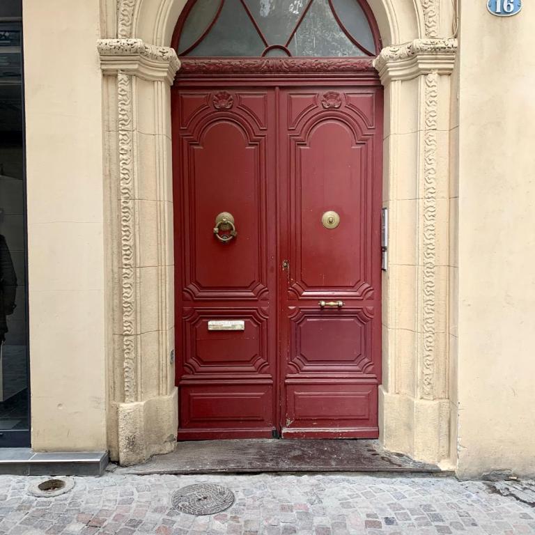 Le Quatre superbe T2 Internet WiFi Coeur historique Parking 45 m2 - Appartement 1 Chambre - 2