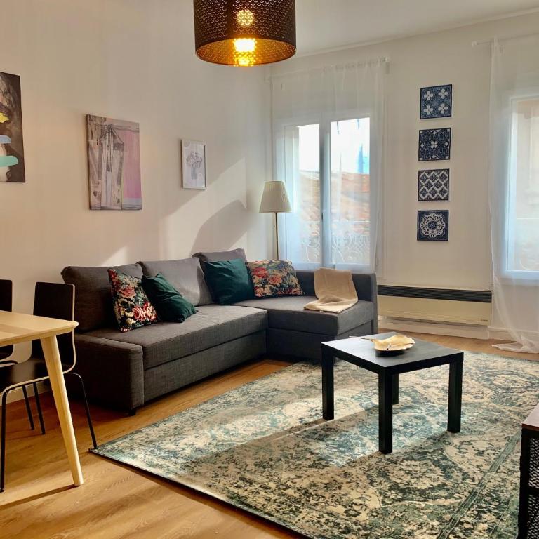 Le Quatre superbe T2 Internet WiFi Coeur historique Parking 45 m2 - Appartement 1 Chambre - 14