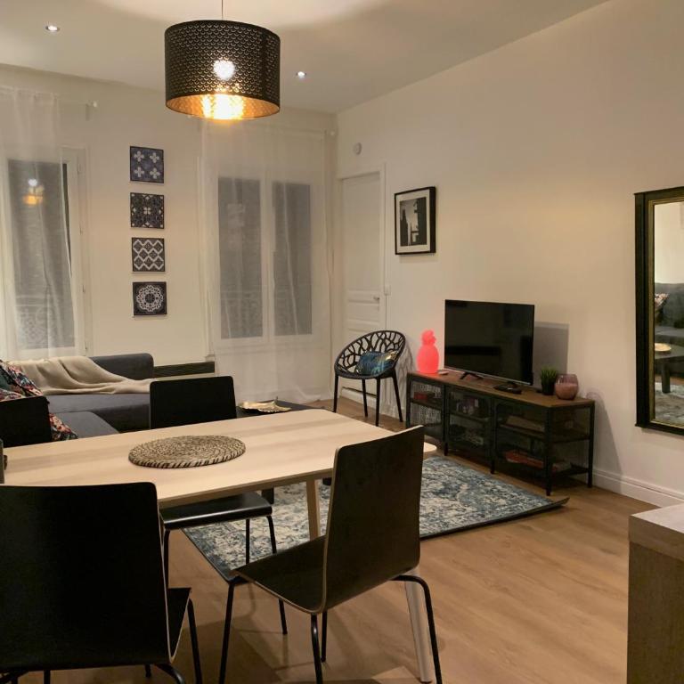 Le Quatre superbe T2 Internet WiFi Coeur historique Parking 45 m2 - Appartement 1 Chambre - 16