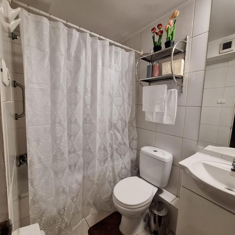 Departamento metro Rondizzoni - Two-Bedroom Apartment - 17