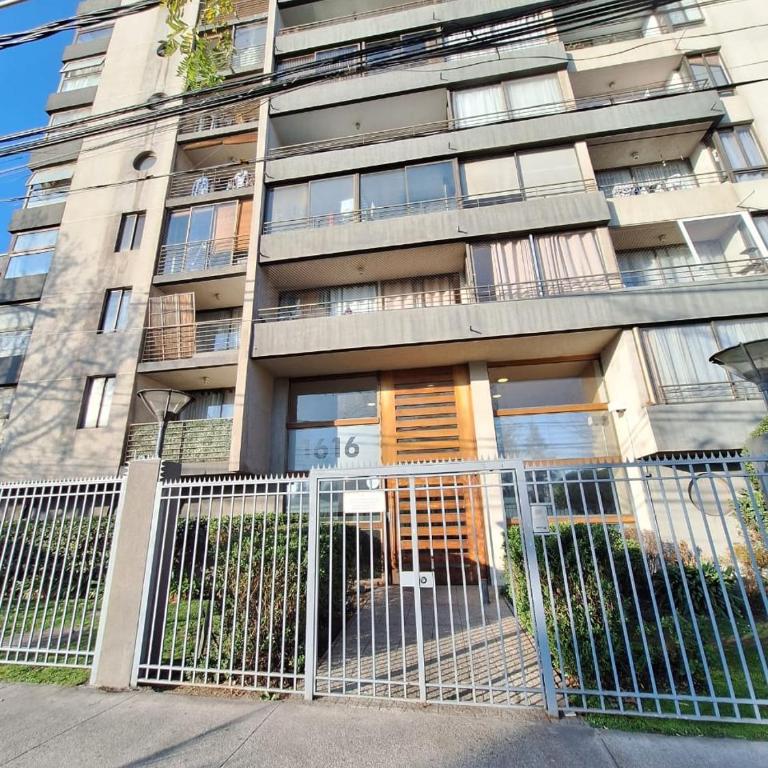 Departamento metro Rondizzoni - Two-Bedroom Apartment - 23
