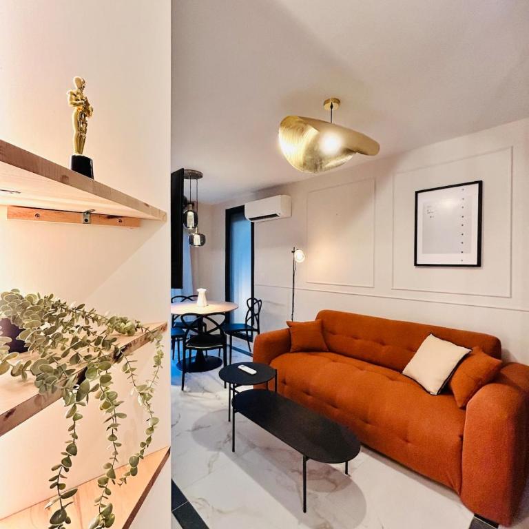Luxury Suite - Intimate Garden, Jacuzzi, BBQ & Private Parking - Apartamento de 1 dormitorio - 6