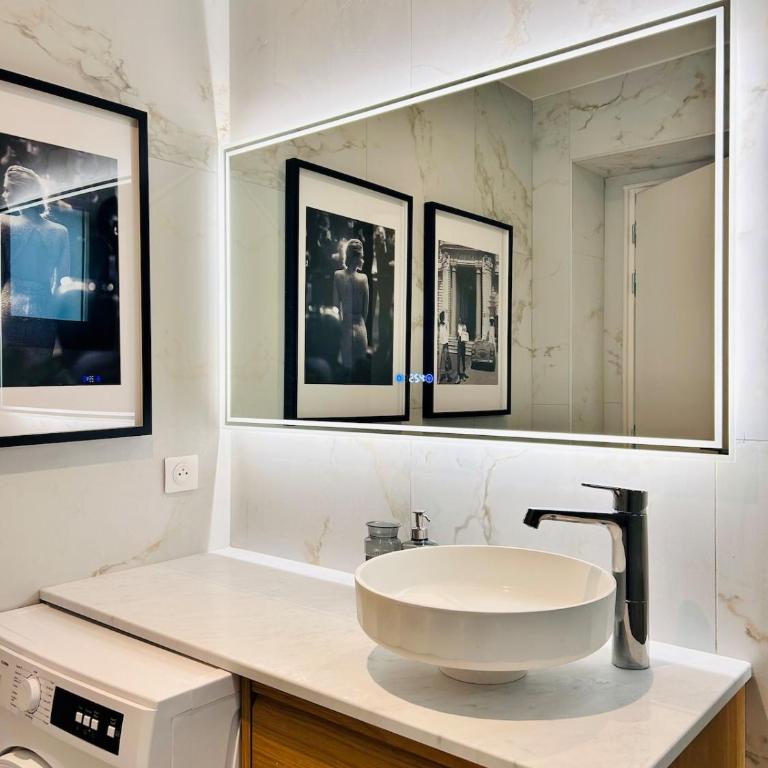 Luxury Suite - Intimate Garden, Jacuzzi, BBQ & Private Parking - Apartamento de 1 dormitorio - 15