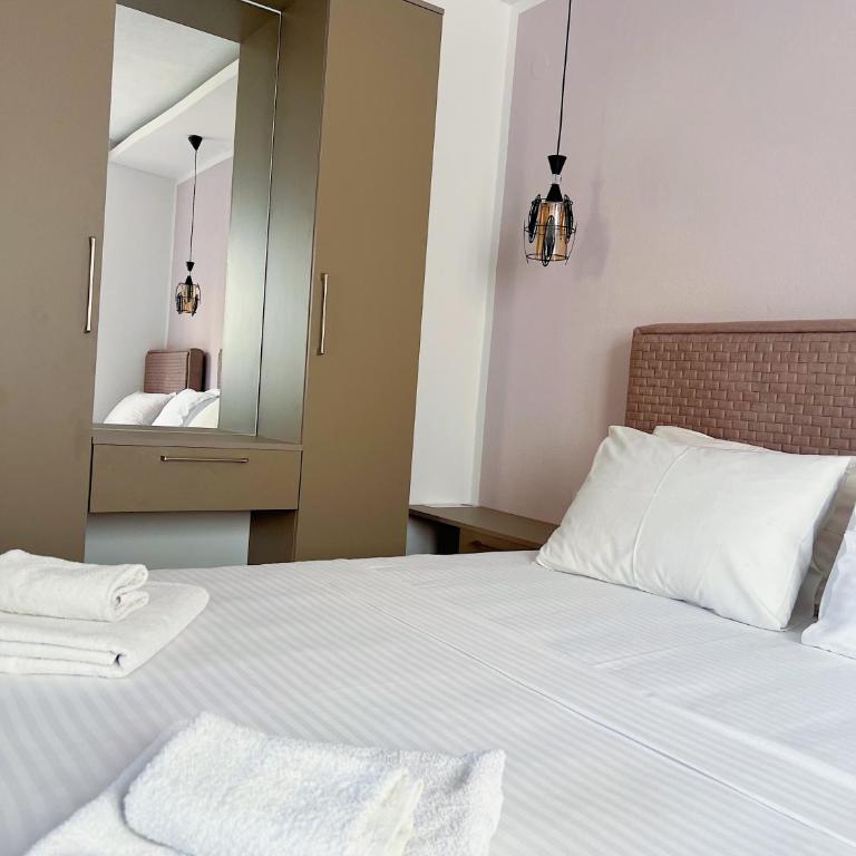 Apartments Fat e Jet - Pool & Breakfast - Studio Apartman - 5