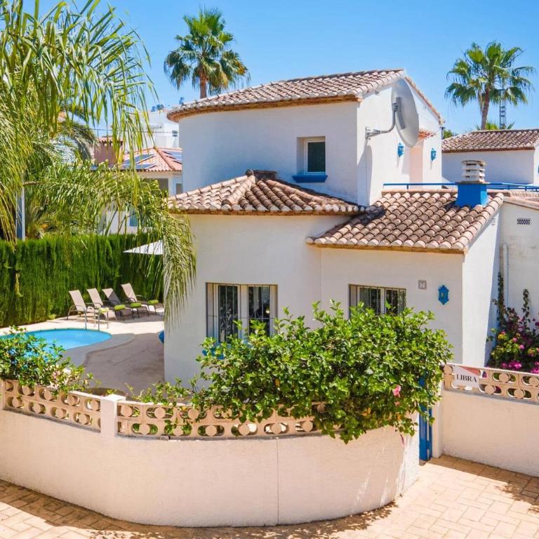 Villa Libra by Villa Plus - Villa - 10